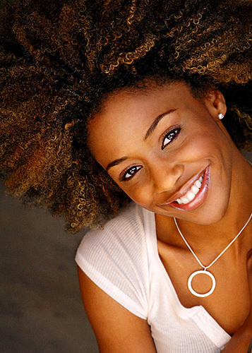 VesnaZe's profile picture. Обожаю йогу, утреннее солнце, сыр и море овощей.