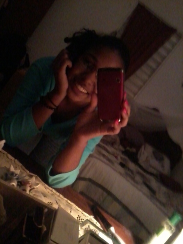 genesiisyeye's profile picture. Soy una persona con muchos sueños que cumplir apenas empezando, soy sociable , me gusta salir y me encanta bailar