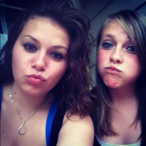 -Madison 
-Freshman 
-Follow me (:
