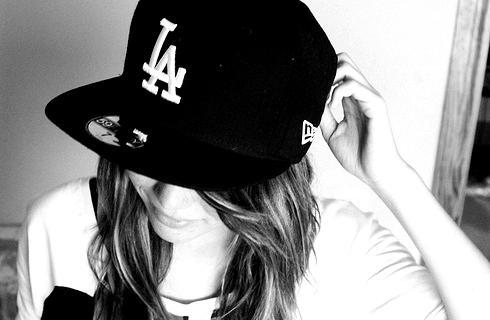 unsightly_'s profile picture. Paramore , Fake Number e Gloria ♥ Otome, Alcoolatra chata and BIpolar.. Harry Potter , Pop, Rock ♥ siga me os bon's pfvr . Sigo de volta !