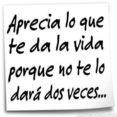 Reflexiones de vida on Twitter: "Confia En Ti Mismo ,, Sonrie:D deja que  los demas se pregunten por que Franciscko'."