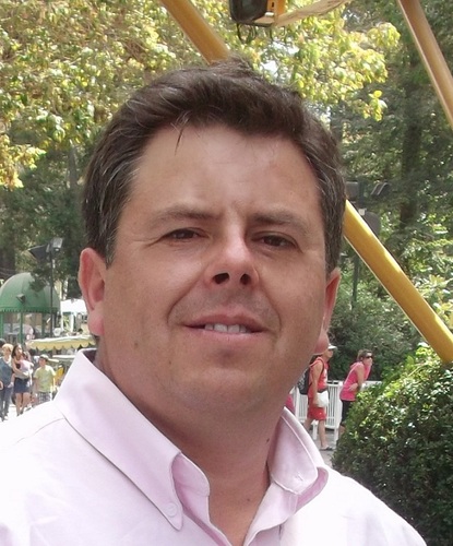 Dirigente, servidor público, Bombero de corazón, vicepresidente regional inst. Electri, estudiante contador auditor