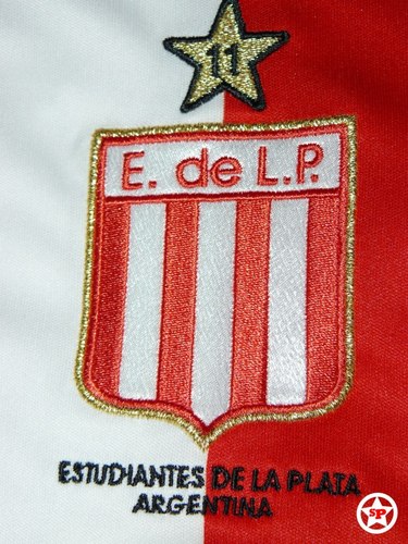 Felizmente casada con Ser, mamá de Santi y Simón y enamorada del único campeón de la ciudad, EdLP