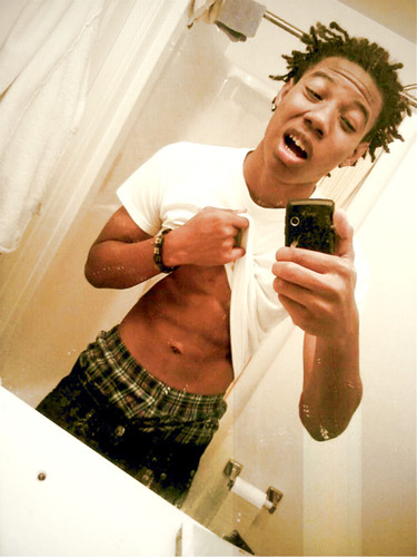 Sht nun yo damn business !
