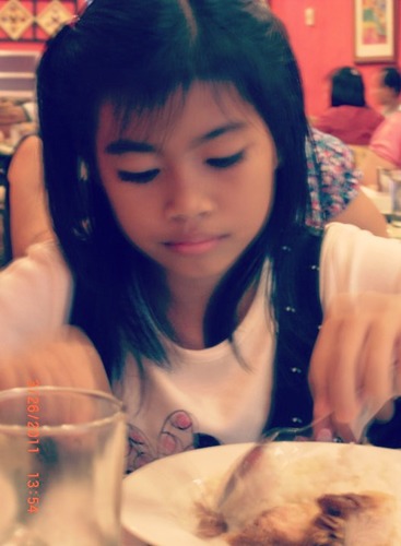 Im just simply me ! ! ! a girl living her life the way it should be .. ;) ~~