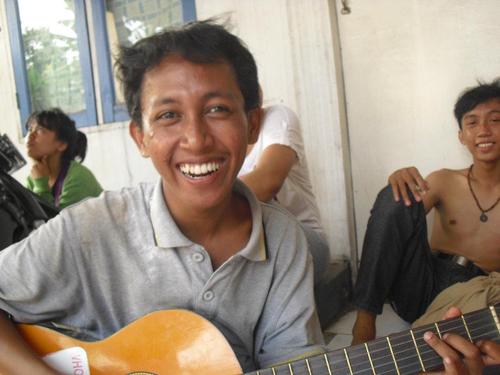 BergiRestuegi's profile picture. my neme is Bergi | Allah swt ♥♥ | http://t.co/6hWtEuLHeS