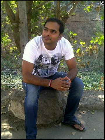 mani1186's profile picture. Smile...it confuse people...