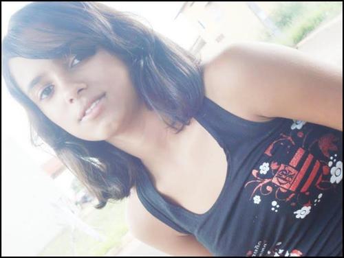emia da @michellediasz . se quizer saber mais , dmmr seguir aê tiiu :33'