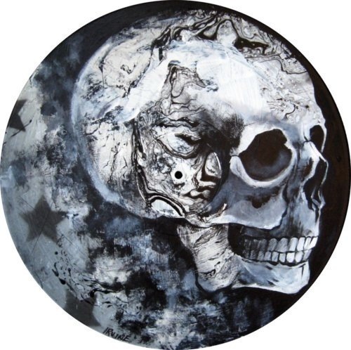 nikaksioma's profile picture. И если я однажды замолчу -
Меня не предавай, я так хочу