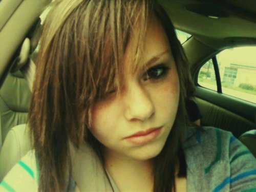 HAAAI!!! My name is Jaylee! I looove any screamo but I favor BVB, AA, FIR, BMTH, SS and SWS!! follow me and I'll follow you