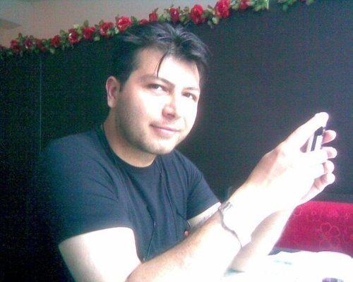 murattisays's profile picture. 