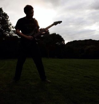 Flyingpigs25's profile picture. 