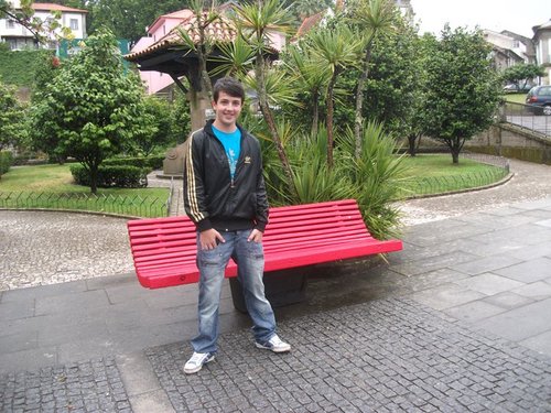 DiogoRi73228393's profile picture. Saber encontrar a alegria na alegria dos outros, é o segredo da felicidade.