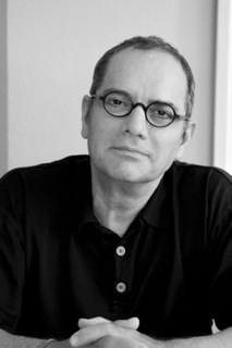 “ I help leaders to know themselves better, live more consciously and contribute more richly.