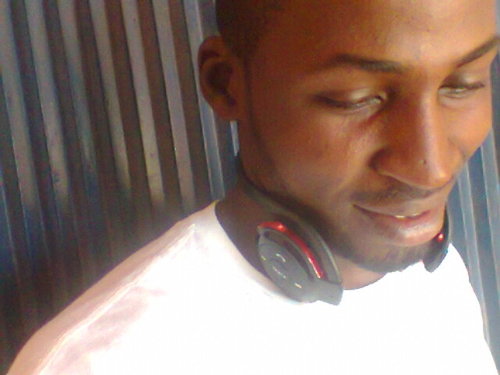 show smbody luv, ppl..