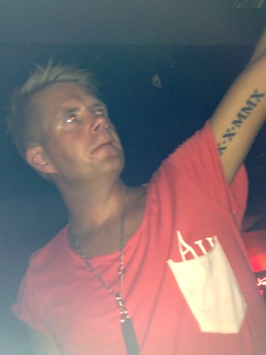 Følger fotball og formel 1. Norsk IFK GBG supporter, Man United og SK Brann