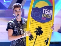 @JustinBieber @JeremyBieber @Pattiemallette @ErinWagner @selenagomez @AlfredoFlores @ScooterBraun @kennyhamilton  @DanKanter @katyperry @taylorswift13 @jlo