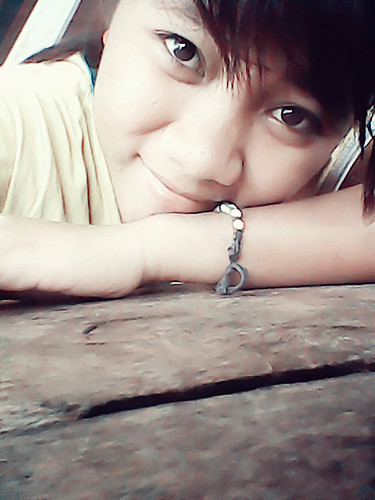SAYA BENCI COWOK PENGHIANAT