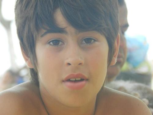 idiota, porém idiota !
me segue (;