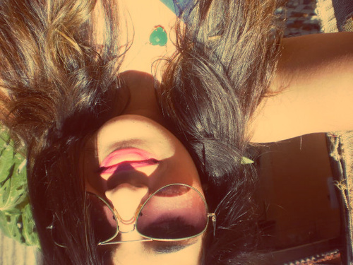 xxnataniaxx's profile picture. Irei até onde o ar termina , irei até onde a grande ventania se solta uivando , irei até onde meu fôlego me levar . Clarice Lispector ! : ]