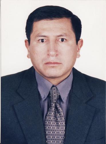 Nací en Cajamarca un 03/04/1963, de profesión docente de EBR de un colegio Público .Ademas soy Licenciado en Gestión Pública .