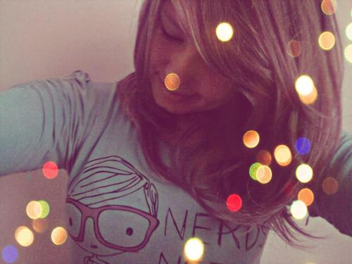 Whats : 97706833
