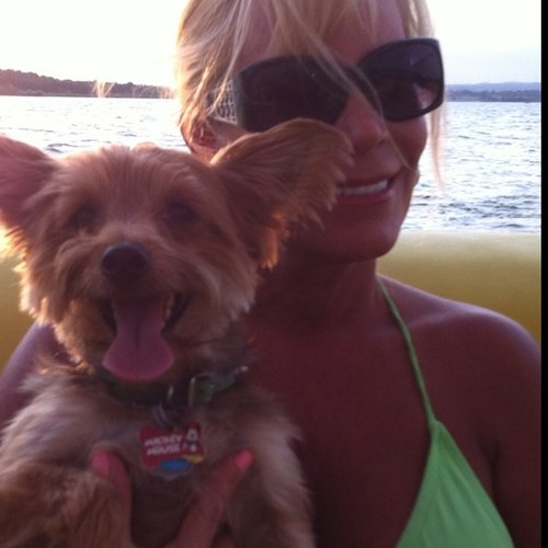 dewthadew's profile picture. 