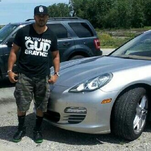 http://t.co/eDfyBXIYgH I GO HAAM. Father. Entrepreneur.God Fearing. My career is with wonderful intelligent people .