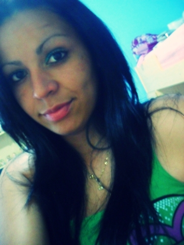Se a vida te dá 10 motivos para chorar, de a ela 11 motivos para sorrir !! ;*