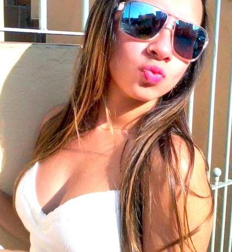 Sou fera, sou bicho, sou anjo e sou mulher...
Mas sou minha, só minha e não de quem quiser ♫