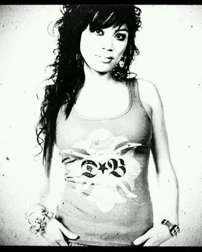 I follow everyone back!