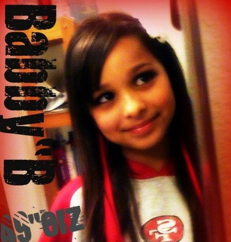 i love justin drew bieber and drake beaza lil wayne ke$ha and WAY MORE i love to play wit my friends and have fun PEACE BRUH
;)