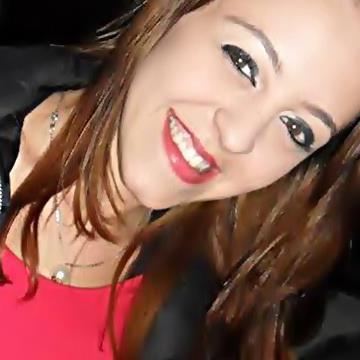 Amei. Sorri. Chorei. Confiei. Acreditei. Me decepcionei. Ri. Brinquei. Sofri. Eu errei. ''Quebrei a cara''. EU CRESCI
