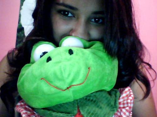 Ah, eu era a @iLeely, esqueci a senha e aumentei um e. Criatividade me mandou beijos.