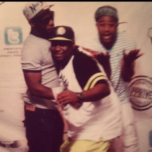 limboski7's profile picture. Life is what u make it........complaining might get me killed