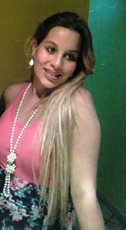 A vida é aquilo que você faz dela,são os sorrisos que você deixa com as pessoas que gosta... :)