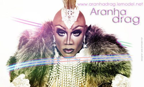 TOP DRAG ARANHA UN ARTISTA NASCIDA EN SANTOS LITORAL DE SAO PAULO QUE HOJE ARANHA ARASA NOS PALCOS EUROPEUS E NA GRANDE FESTA SUPERMARTXE..