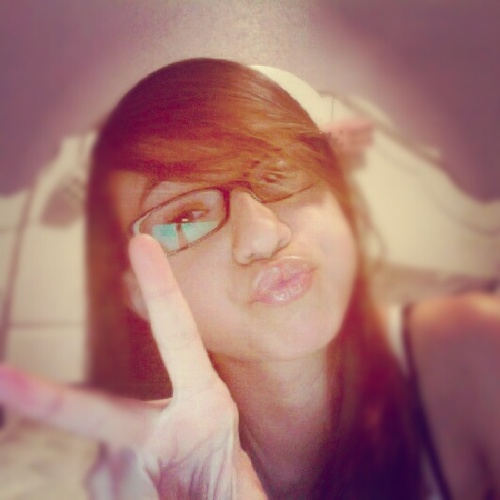 -im pretty awesome(;&DopeAss(: ,iLove my baby Nehemiah and my GirlFriend (:3 with all my heart,imm #biisexual, dont like me.unfollow me,like me FOLLOW ME(;