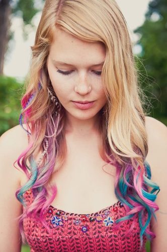 Finefeatherhead's profile picture. The creators of The Original Feather Hair Extension.  Fine Featherheads is a movement—a commitment to style, to adventure, and to giving back.