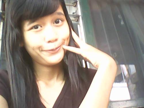imut
.,manis
.,setia