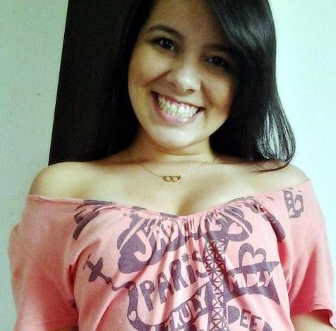 O mundo precisa de sorrisos, precisa de amor, mas da forma antiga sabe? Daqueles que vem do fundo do coração. :]