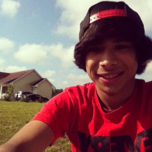 MerloV2's profile picture. back up account for when my other account @MerloUpHigh gets in twitter jail.