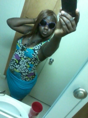 tekaboo318's profile picture. Lets Just say yu saw A Pretty & Decided to follow..
 - Follow Me & I`ll Follow Back Also Follow My Coussin @Pretty_Jackiee