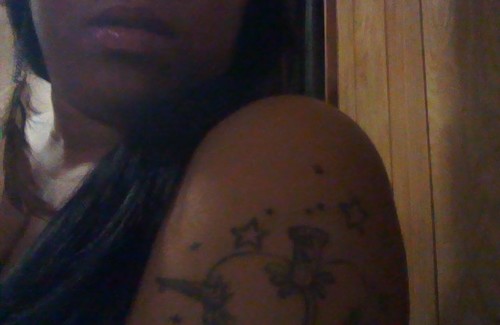 Icyizz_Burr's profile picture. a mother is she who can take the place of others but whose place no one else can take