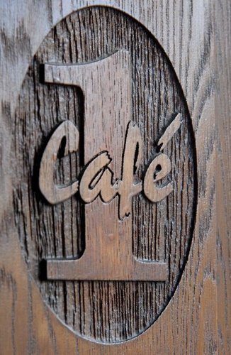 Located in the heart of the highland city of Inverness, Cafe 1 Restaurant Wine Bar specialises in turning quality Scottish produce into appealing modern dishes.