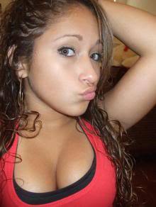 17,puerto rican ,baker,shopper,party girl  ;) inbox me to know more (;