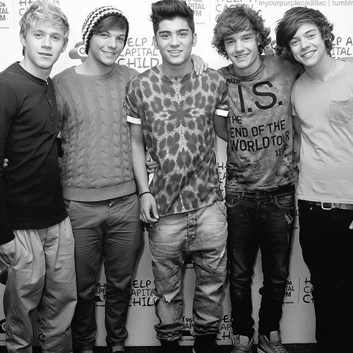Hello! I am very positive girl,who loves 1D...