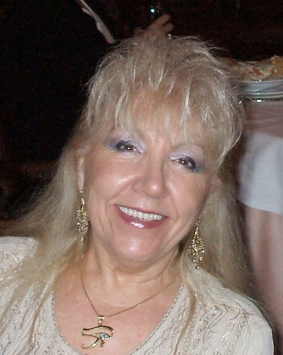 I am a hairdresser, beauty therapist, aromatherapist, reiki master and nail tech, also qualified midwife. I love yoga, pilates, movies, music, cake decorating.