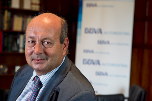 RubioRus's profile picture. Lector emperdenido, me encanta viajar y la musica clasica. Actualmente Director de Medios de BBVA AUTORENTING