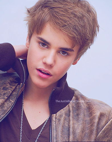 im not the real Justin bieber (Just a fan Page) I lOVE BIEBER ♥♥